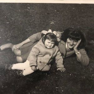 Meet your Posher, Stephanie